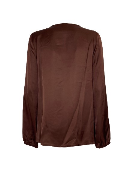 Blusa scollo v raso