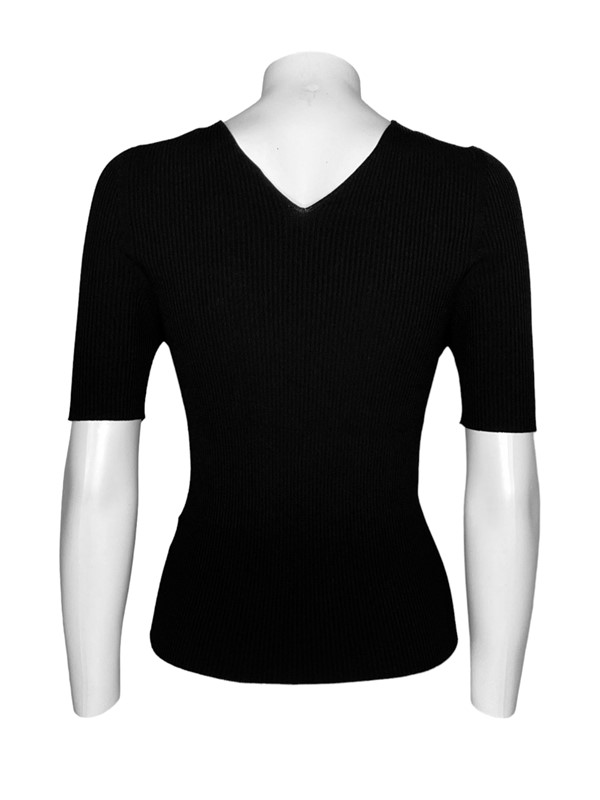 T-shirt scollo v costina viscosa