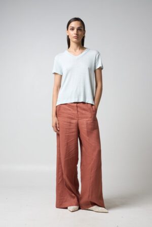 T-shirt scollo v lino
